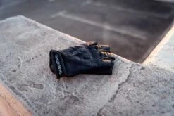 Thunderbike Proto Halbfinger-Handschuh 5 Thunderbike Proto Halbfinger-Handschuh -Elektrik Blitz Angebote Store 19 70 110v 3