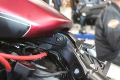 Tankhalterung Schwarz -Elektrik Blitz Angebote Store 73 74 050 22